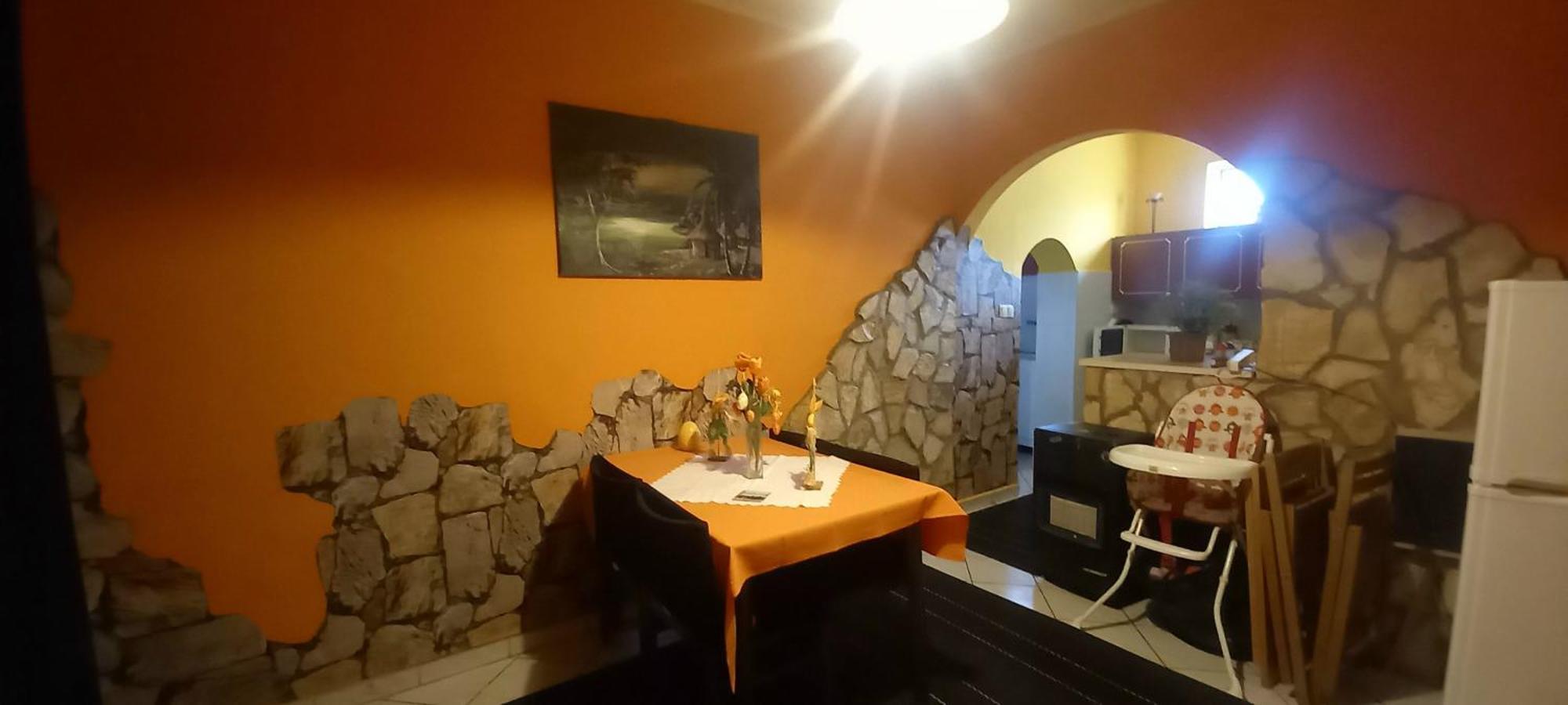 Taltos Vendeghaz Bed & Breakfast ซิลวาชวาร็อด ภายนอก รูปภาพ